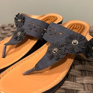 Women’s Navy Blue Sandal